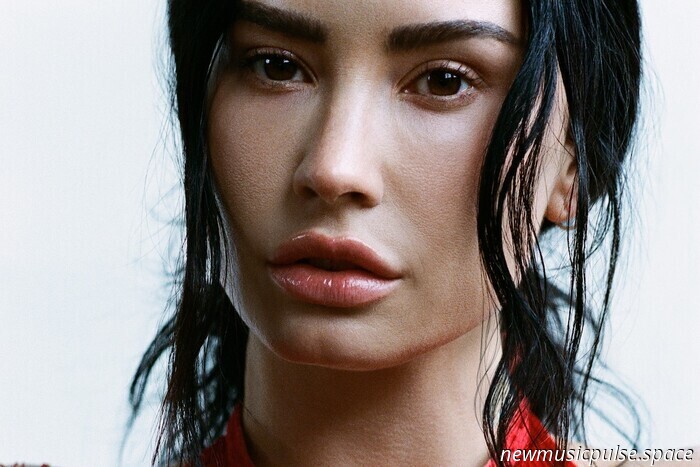Lo siento, no lo siento, pero el pop de Demi Lovato ha vuelto (y «No es para tanto») - Atwood Magazine
