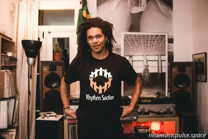 Bradley Zero kuratiert den neuen „SHOUTS 2025 Summer Sampler“.
