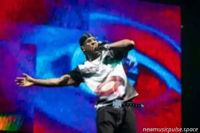 Pulp, Charli XCX, Neil Young, RAYE, and others: key moments from Saturday at Glastonbury 2025.