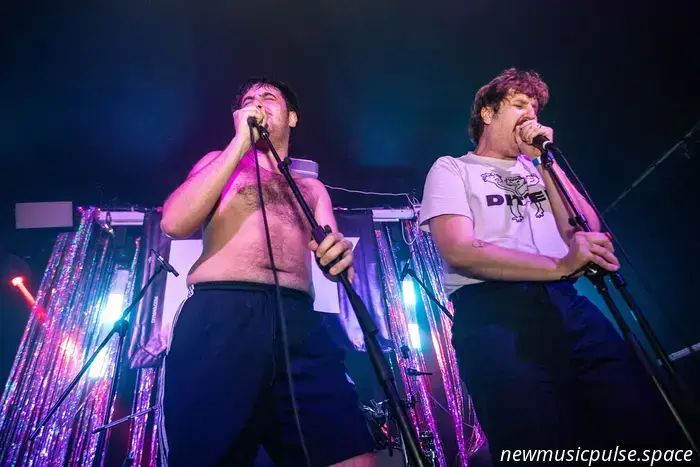 Getdown Services, Florence Road, The Pill, and Surprise Chef will perform on DIY’s stage at Reeperbahn 2025.