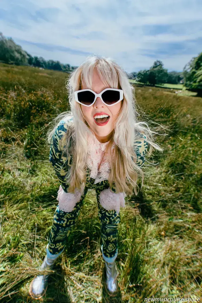 “The Anthology of Depression”: Litany Explores and Accepts Her Mental Health Journey in Her Debut Album ‘Sadgirl’ - Atwood Magazine