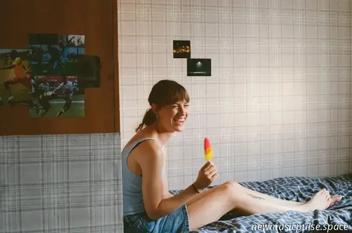 Chloe Slater Emulates Normal People in Latest ‘Harriet’ Video