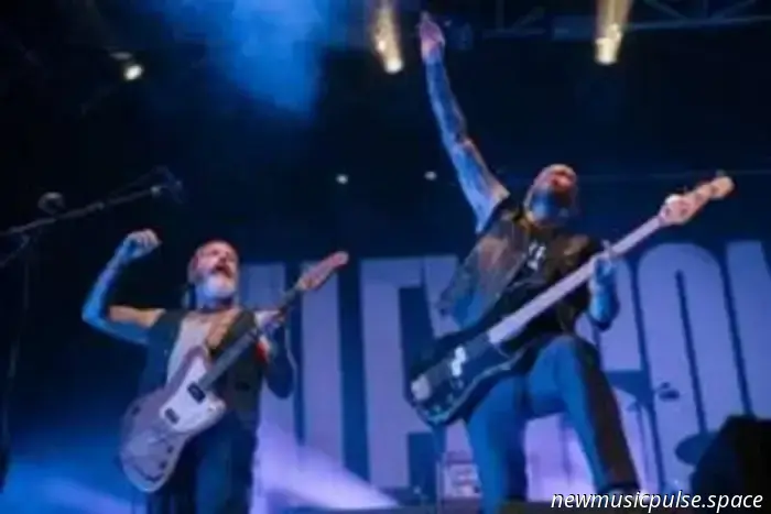 Alexisonfire, Kneecap, and Frank Turner contribute to another impressive 2000trees festival.