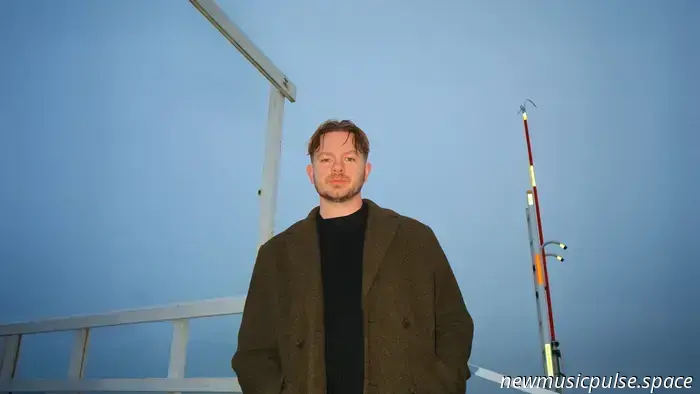 DJ Seinfeld lanza 'Plush', favorito de los fans