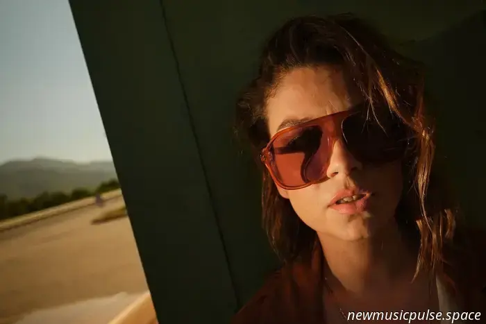Music &amp; Cities: il ‘SOUVENIR ' di Emma Marrone a Milano, Firenze e Venezia-Atwood Magazine