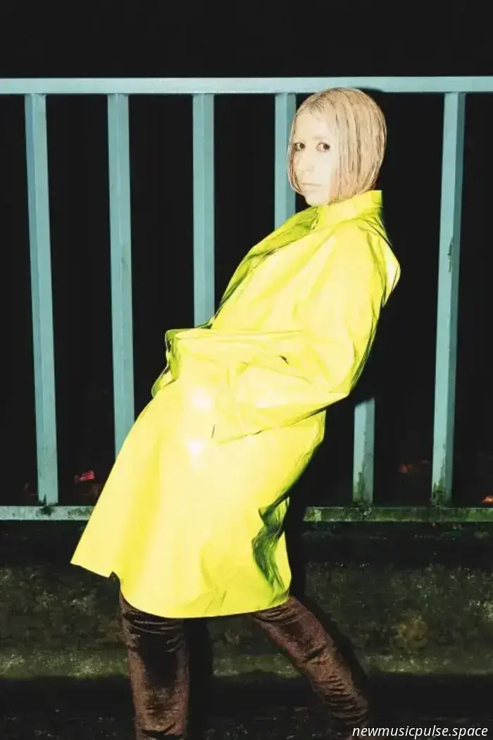 Austra Combines The X-Files with Madonna in ‘Siren Song’
