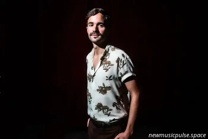 Interview: Gizmo Varillas Views ‘The World in Colour,’ and You Can Too - Atwood Magazine