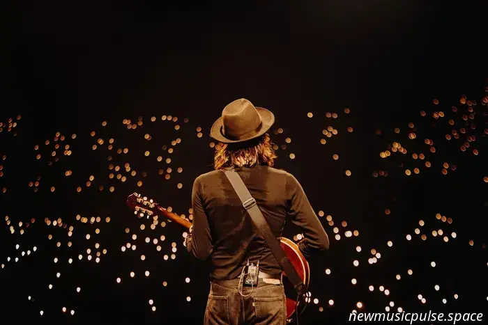 Live: James Bay Energizes a Full House at London’s OVO Arena Wembley - Atwood Magazine