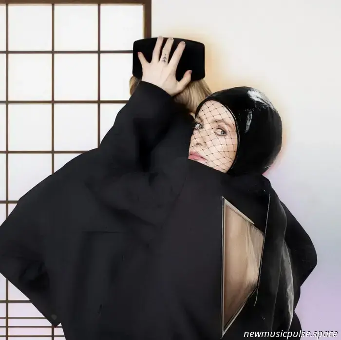 Lorne Balfe habla sobre el nuevo spin-off de Doctor Who y su deseo de componer para la serie principal.