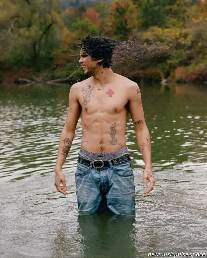 Nel blu: intervista a Dominic Fike