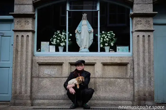 Гэвин Фрайдей Готовит Новый Сингл "The Church Of Love" И Первое За 17 Лет Британское Шоу