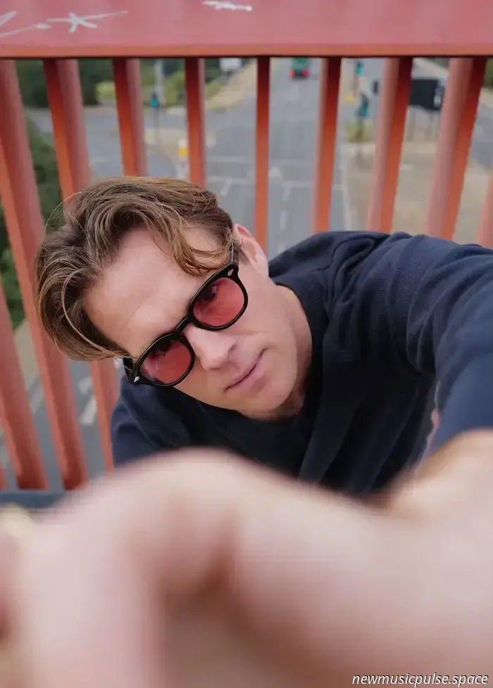 Tourist veröffentlicht neues Album „Music Is Invisible“