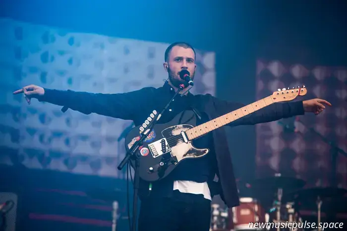  Se revela la alineación completa para la jornada principal del día de The Maccabees en All Points East