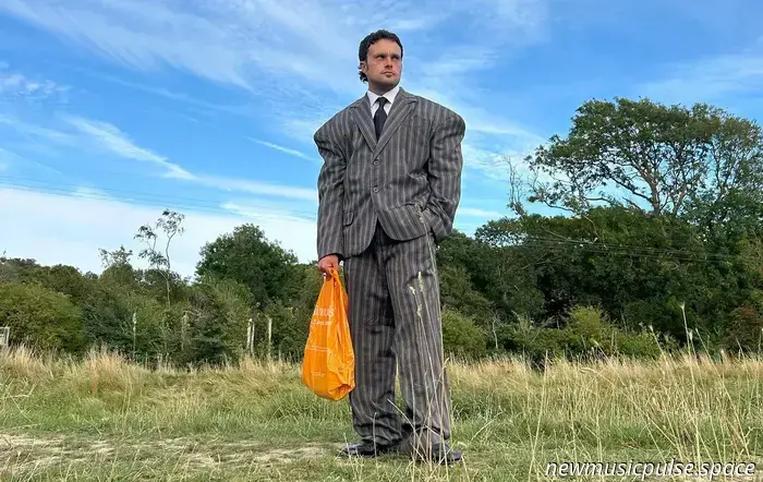 Baby Dave pubblica il nuovo singolo 'San Pellegrino'