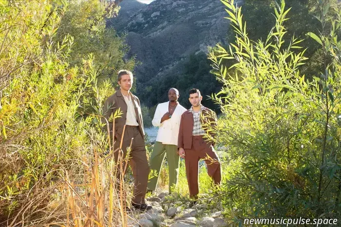 Durand Jones &amp; The Indications kündigen neues Album 'Flowers' an