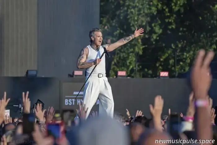 Robbie Williams sulla riunione dei Take That, su Knebworth e su «Better Man»