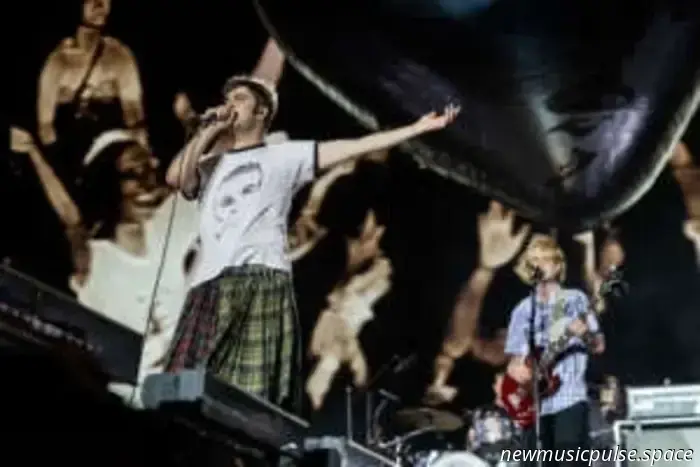 Fontaines DC finally accept their fate during an immense performance at Finsbury Park.