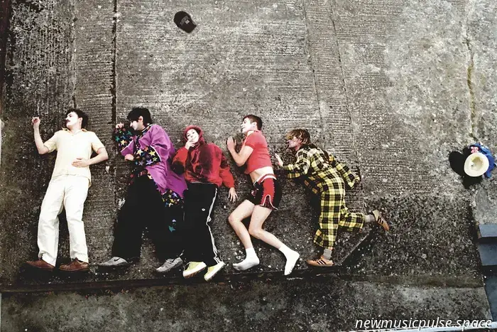 Sorry reveals their upcoming album ‘COSPLAY’ and unveils a new track titled ‘Echo’.