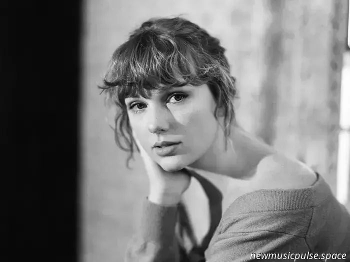 “La sorella che non ho mai avuto – Taylor Swift ed io”: Un saggio di Danielle Holian - Atwood Magazine