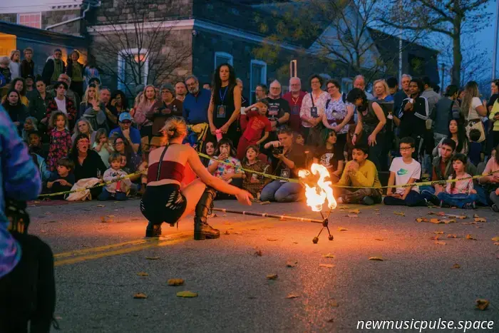 Ein lebendes Signalfeuer: Das Beacon Bonfire Musik- und Kunstfestival erleuchtet das Hudson Valley mit fünf Tagen voller Kreativität, Gemeinschaft und Verbundenheit – Atwood Magazine