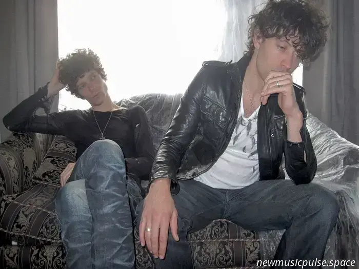 Die Besten und Fairsten: Highschool fängt die chaotische Schönheit der Jugend ein