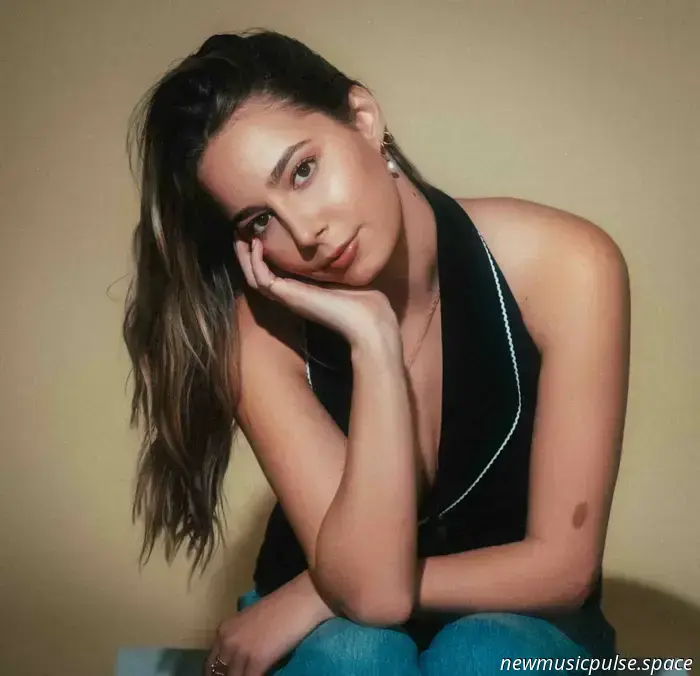 Anika Sloane Unveils Her First Single ‘Wish You Made Me Hate You’