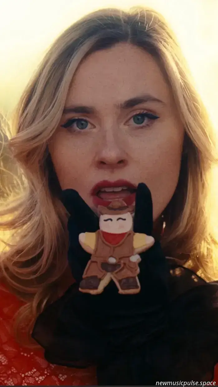Lindsey Rose Black si scatena in «CUNT HONEY», un audace sogno febbrile queer e femminista - Atwood Magazine