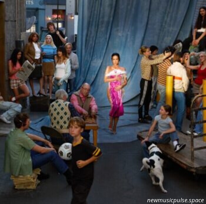 Lo siento, no lo siento, pero el pop de Demi Lovato ha vuelto (y «No es para tanto») - Atwood Magazine