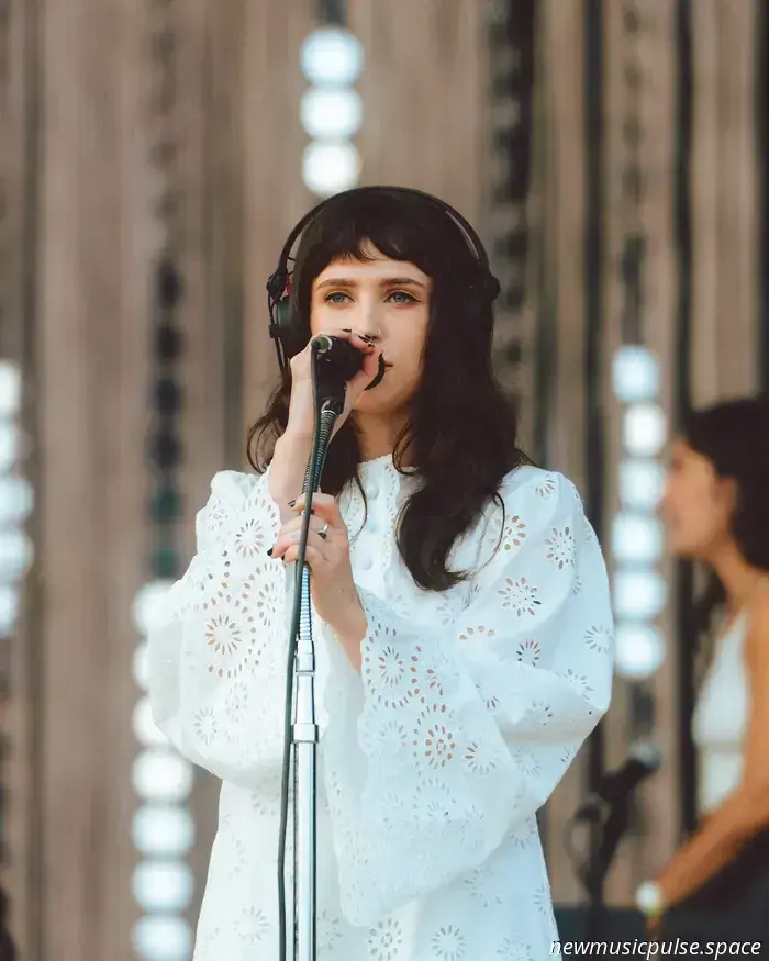 Lollapalooza 2025 ist das Gesprächsthema schlechthin, und wir sind hier, um Ihnen zu sagen, warum - Atwood Magazine