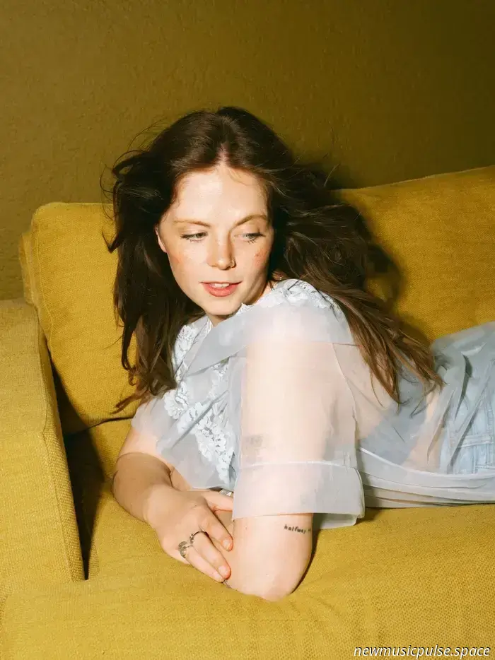 Ber kündigt neues Album „Good, Like It Should Be“ an.