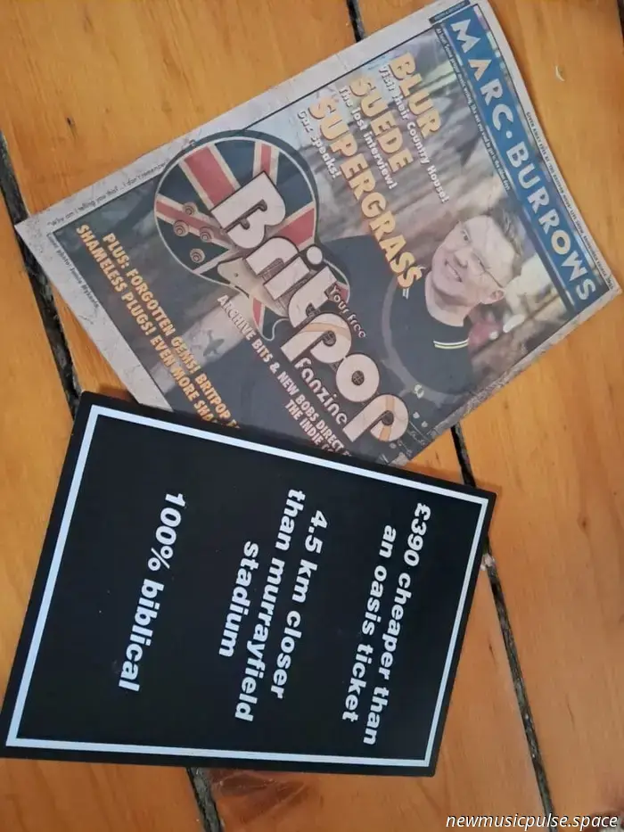 Fringe di Edimburgo 2025: anticonformisti americani, crolli del Britpop e conflitti tra fratelli