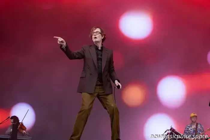 Pulp, Charli XCX, Neil Young, RAYE und mehr: Highlights vom Samstag bei Glastonbury 2025