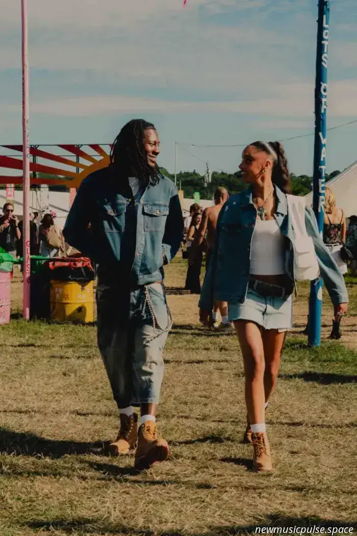 Festival Period: Attire in the Fields of Avalon