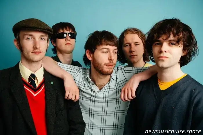 Brògeal Reveals Their First Album 'Tuesday Paper Club'