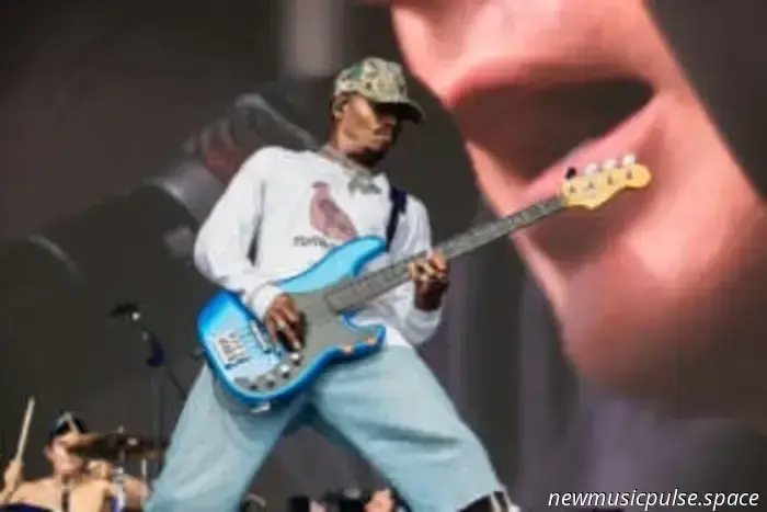 Olivia Rodrigo, Wolf Alice, Turnstile und mehr: alle Berichte vom Sonntag beim Glastonbury 2025