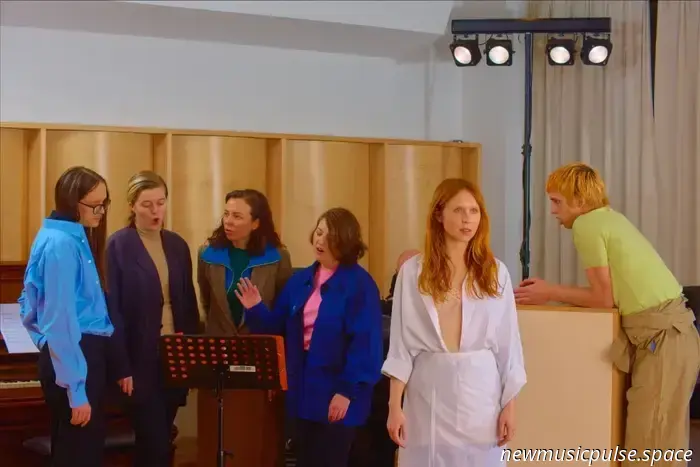 Holly Herndon teilt den Orchester-Track 'Eternal Re-Imagined'