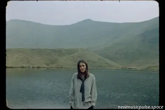 Art School Girlfriend anuncia nuevo álbum «Lean In».