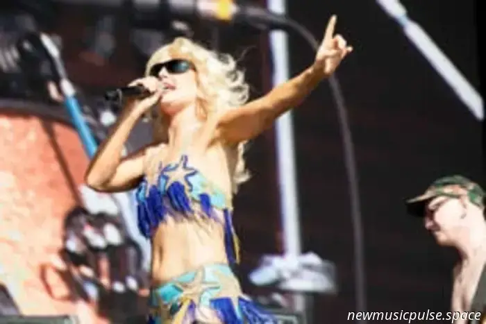 Pulp, Charli XCX, Neil Young, RAYE, and others: key moments from Saturday at Glastonbury 2025.