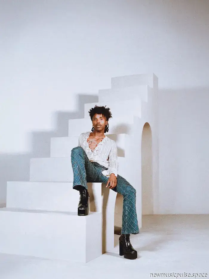 DE’WAYNE steps confidently into a dynamic new phase with "June," a love anthem that embodies liberation and alluring confidence - Atwood Magazine