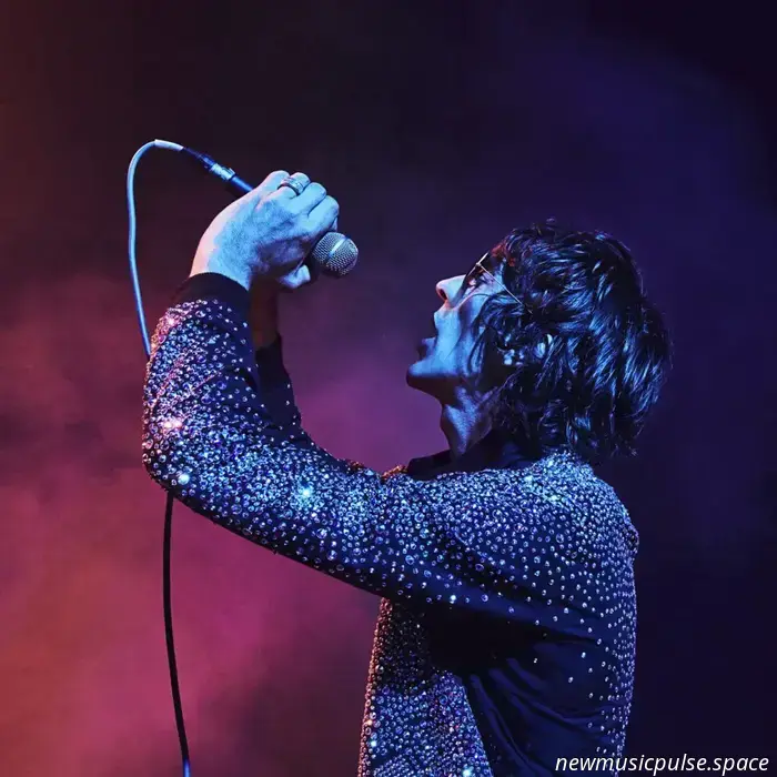 Richard Ashcroft – Loving You