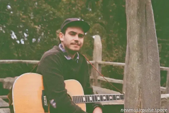 Künstler, auf den man achten sollte: Henry Grace tritt mit „Say Something Mean“ hervor, ein die Seele bewegendes Lied über Menschlichkeit, Leidenschaft und hart erkämpfte Klarheit - Atwood Magazine