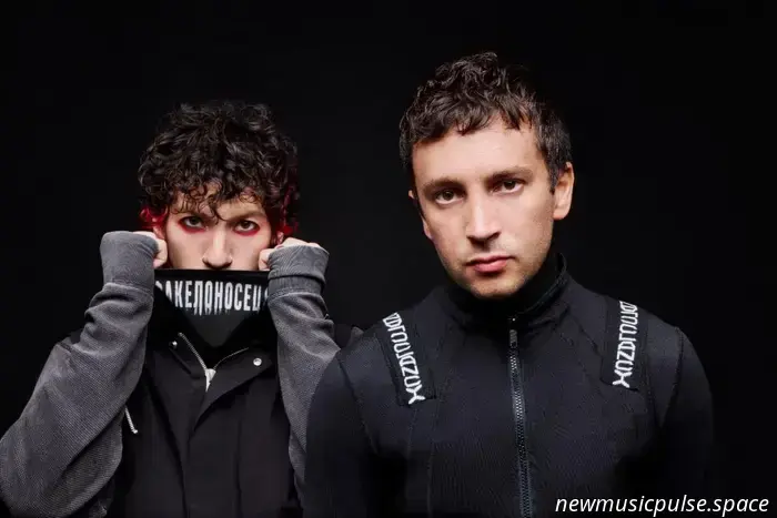 От «Vessel» до «Breach»: десятилетнее путешествие, приведшее Twenty One Pilots к их первому альбому №1 в альтернативном чарте — Atwood Magazine