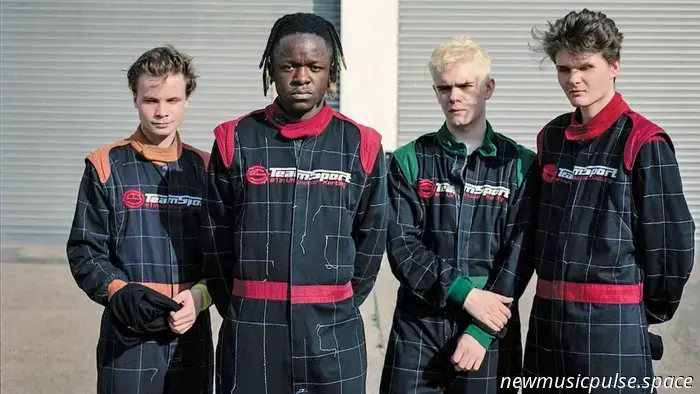 Matt Kwasniewski-Kelvin – Mitbegründer von black midi – ist gestorben