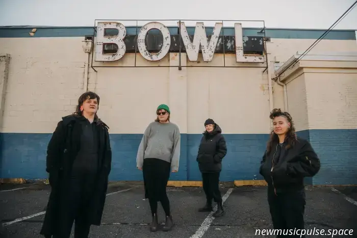 “Anger, Death, & Acceptance”: Stevie Knipe of Adult Mom Provides a Voice to Life’s Toughest Emotions on ‘Natural Causes’ - Atwood Magazine