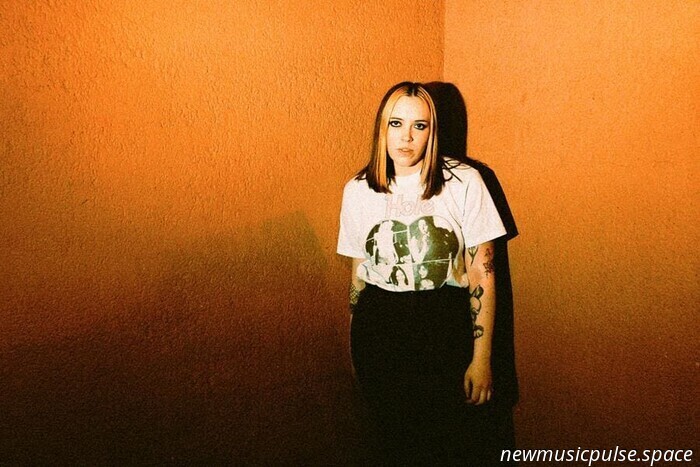 Soccer Mommy Unveils ‘Evergreen (stripped)’ EP