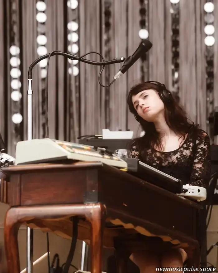 Governors Ball 2025: dal modello di ruolo e il bacio di Conan Gray al discorso di Hozier sulla democrazia, l'iconico set di Olivia Rodrigo e altro ancora! - La rivista Atwood