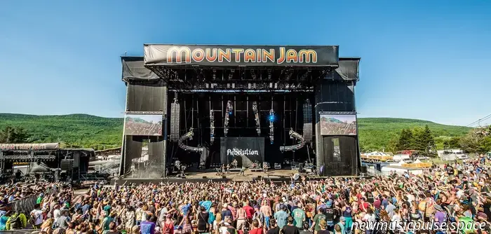 “Вудсток - это состояние души”: основатель Mountain Jam о возвращении фестиваля в 2025 году, силе живой музыки и создании сообщества в долине Гудзона - журнал Atwood Magazine