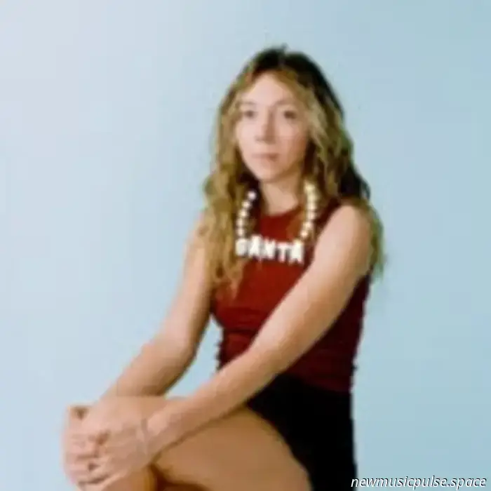 „Du hast mich als nett abgestempelt“: Ski Team setzt sich auf „Santa“ mit Verlangen, Zurückhaltung und der Gnade von Grenzen auseinander – Atwood Magazine