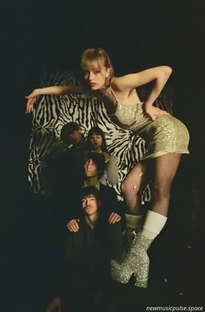 SLAG bestätigen ihre erste vollständige Headline‑Tour im Vereinigten Königreich