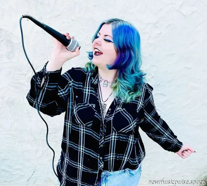 Shannon Darcy Releases New EP 'Just Worried Because'